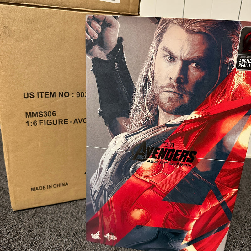 Hot Toys Avengers Age of Ultron Thor 1/6 Scale PRE OWNED