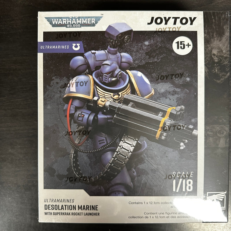 JOYTOY Desolation Marine with Castellan Launcher Superkrak 1/18