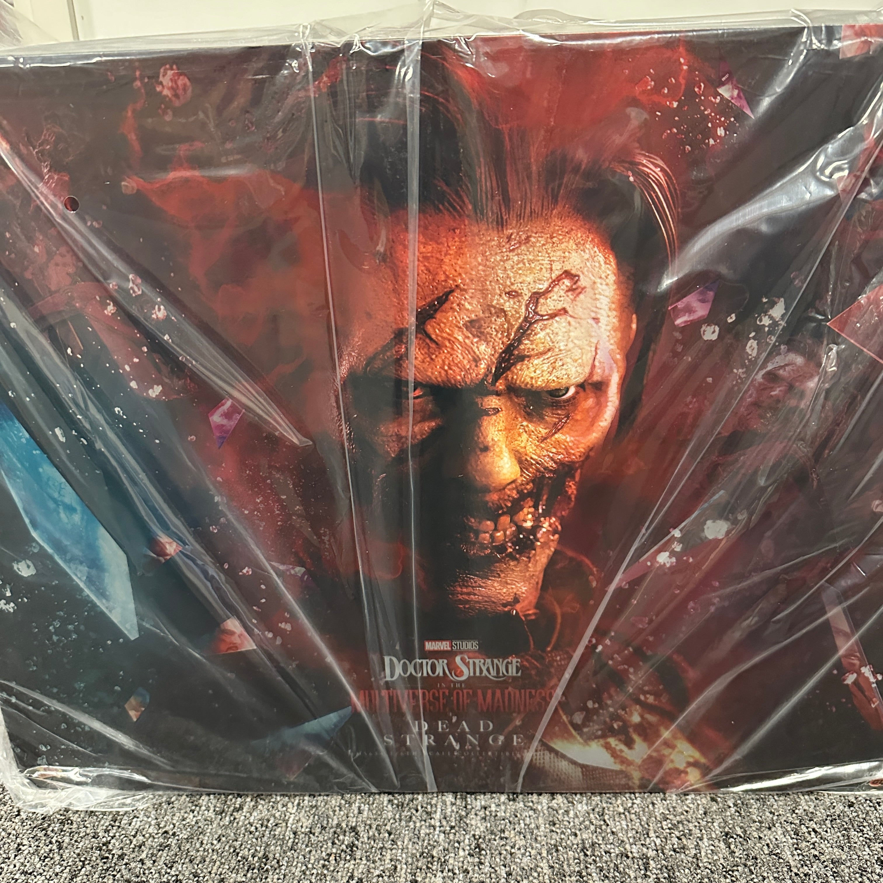 Hot Toys MMS654 Doctor Strange In The Multiverse of Madness Dead Strange 1/6 Scale Collectible Figure IMPORT STOCK