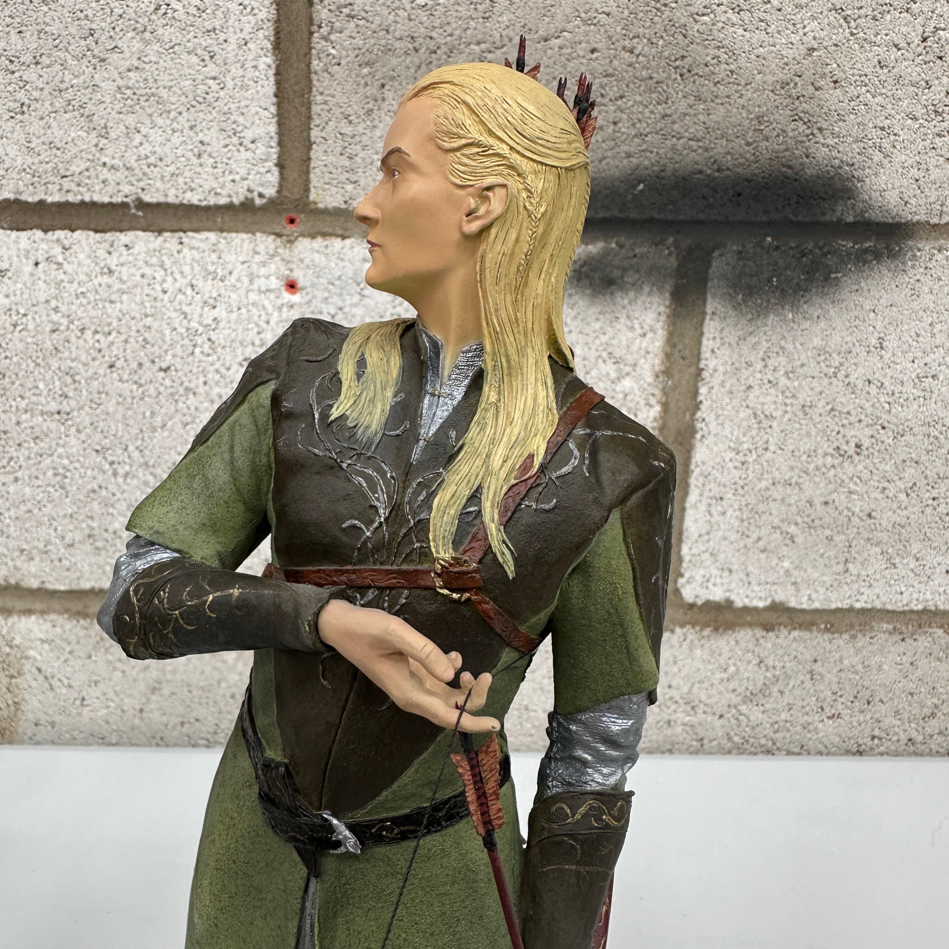 Sideshow Weta Lord of the Rings Legolas Greenleaf Statue PRE OWNED