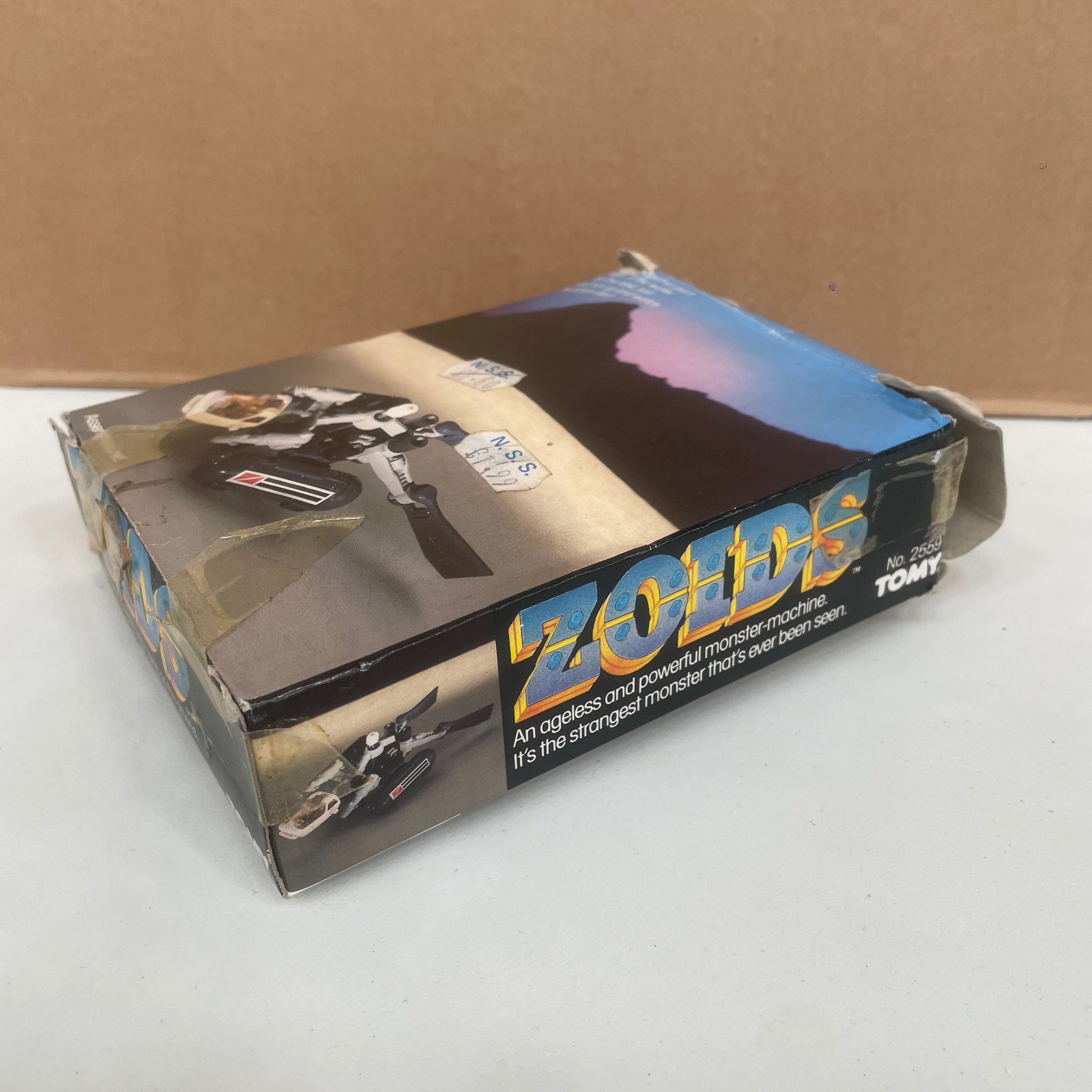 Zoids Vintage Boxed Aquadon DAMAGED