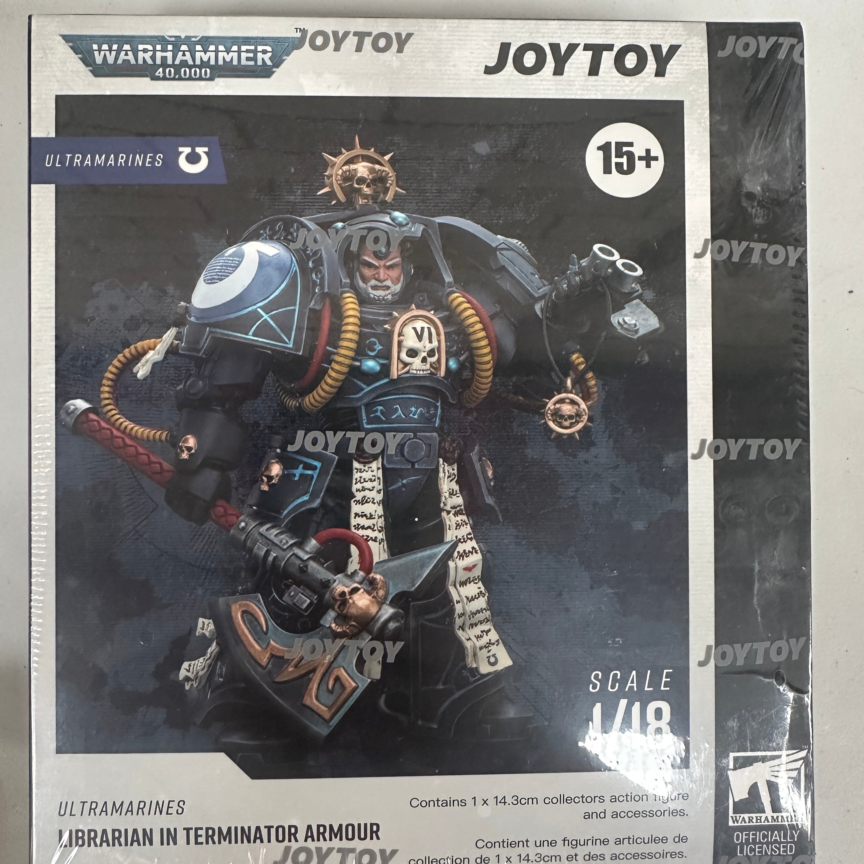 JOYTOY 1/18 Warhammer 40K Ultramarines Librarian In Terminator Armour