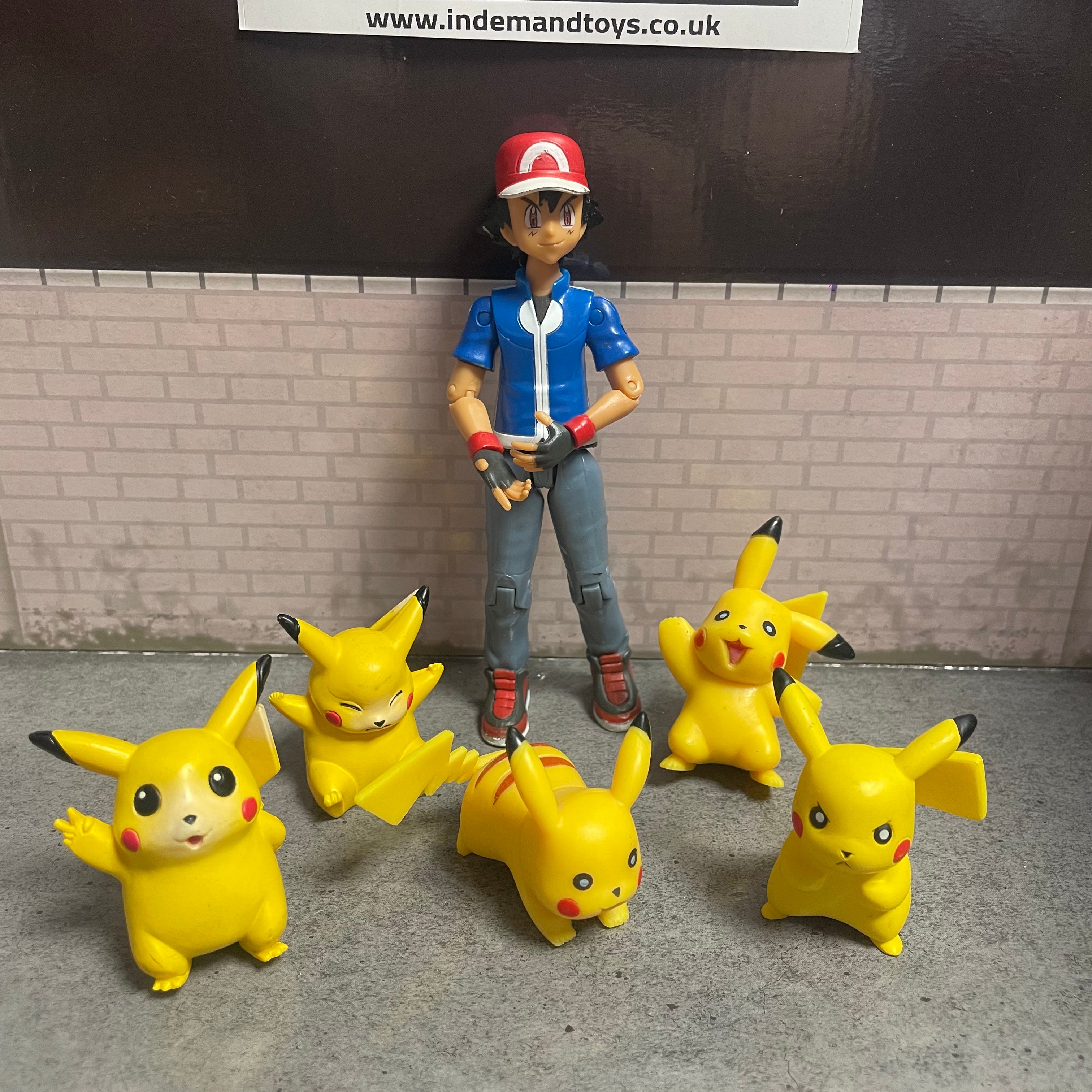 Pokemon Ash & a selection of PIkachus 5" Nintendo Tomy 2015