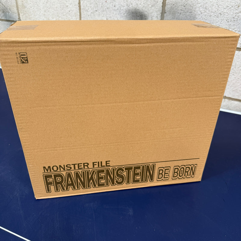 Coomodel x Ouzhixiang MF007 Monster File Frankenstein Be Born Deluxe Version 1/6 Scale Collectible Figure (Copy)