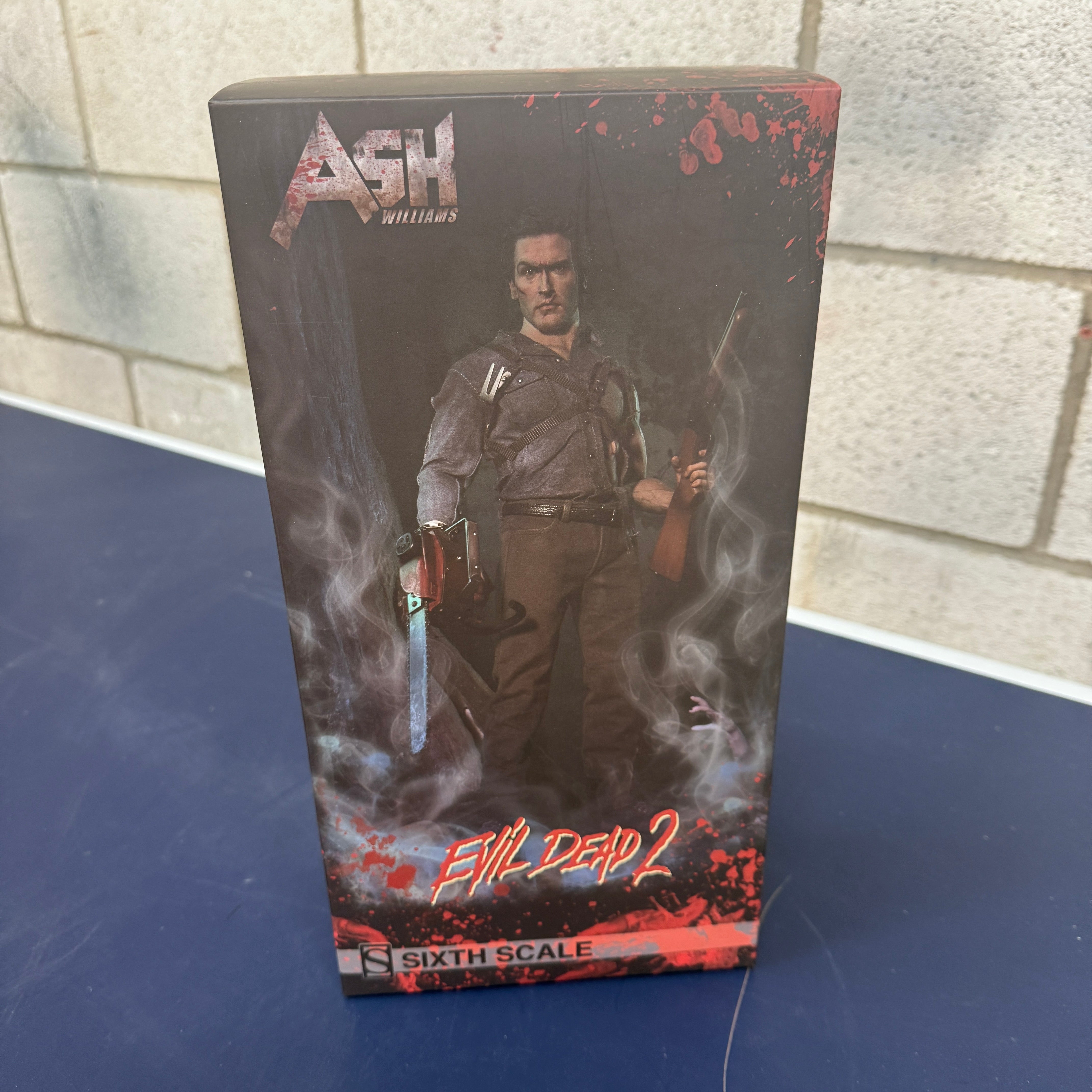 Sideshow Colletibles Ash Williams Evil Dead 2 1/6 Scale Collectible Figure