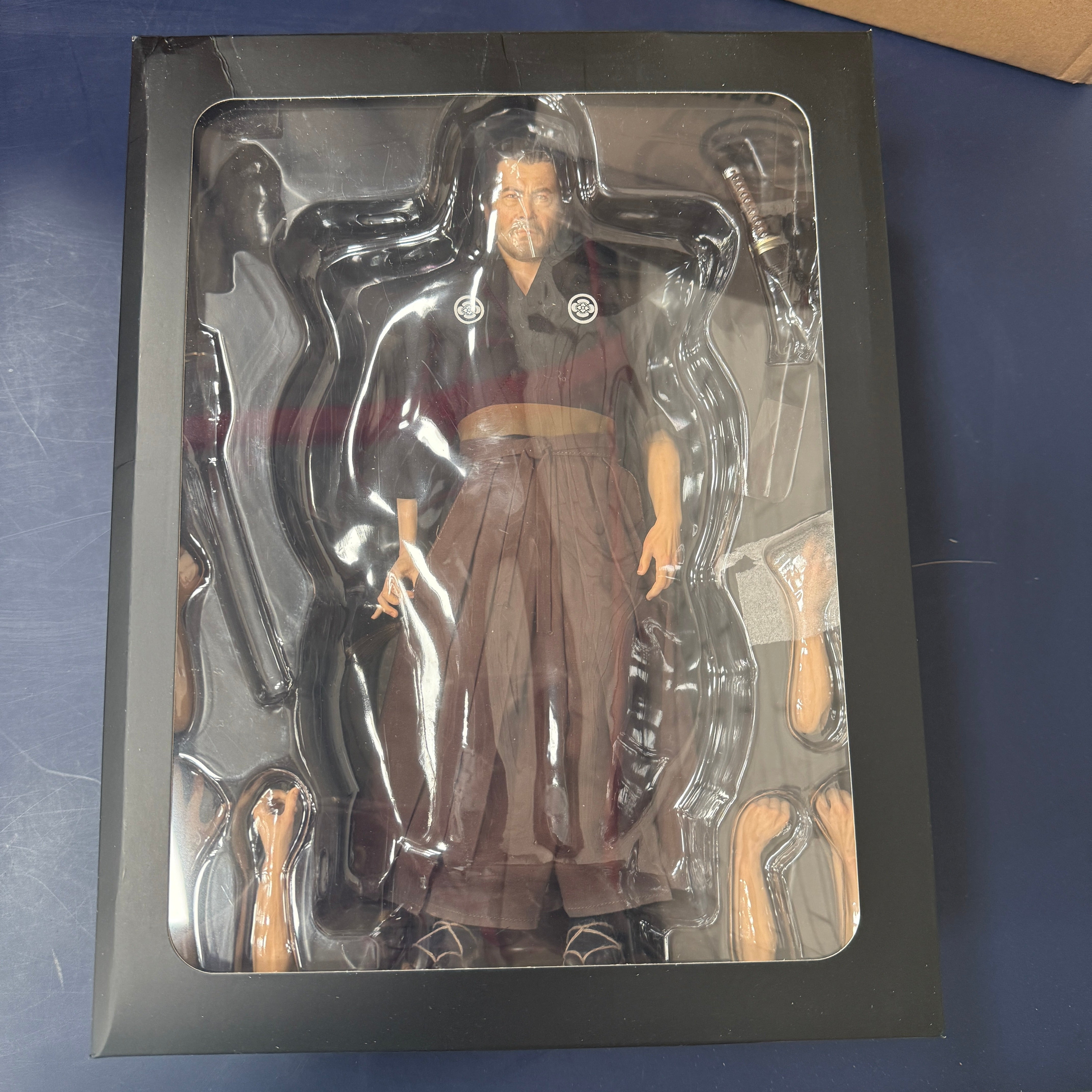 Kaustik Plastic Ronin Toshiro Mifune 1/6 Scale Collectible Figure
