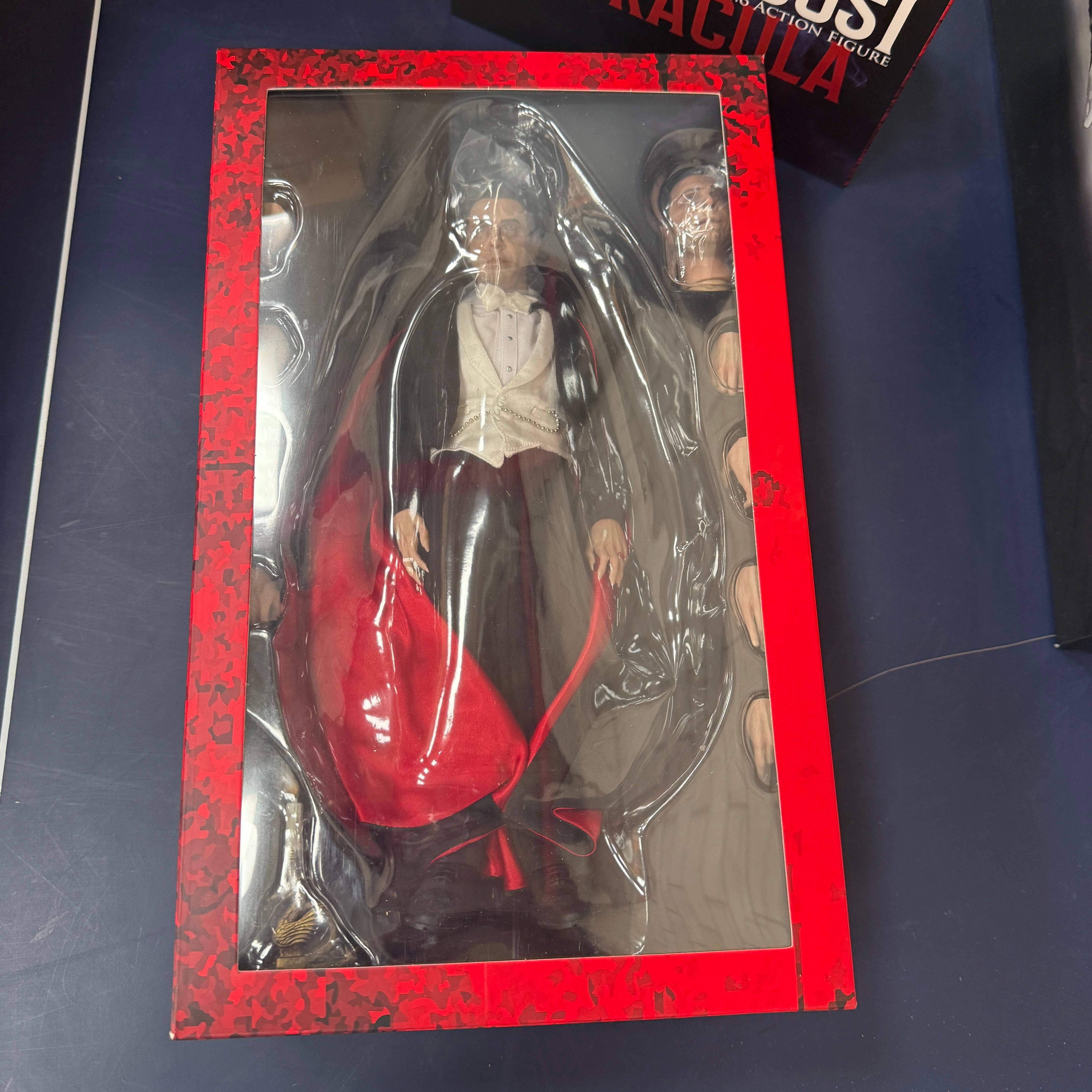 Kaustik Plastic Bela Lugosi as Dracula with Coffin 1/6 Scale Collectible Figure