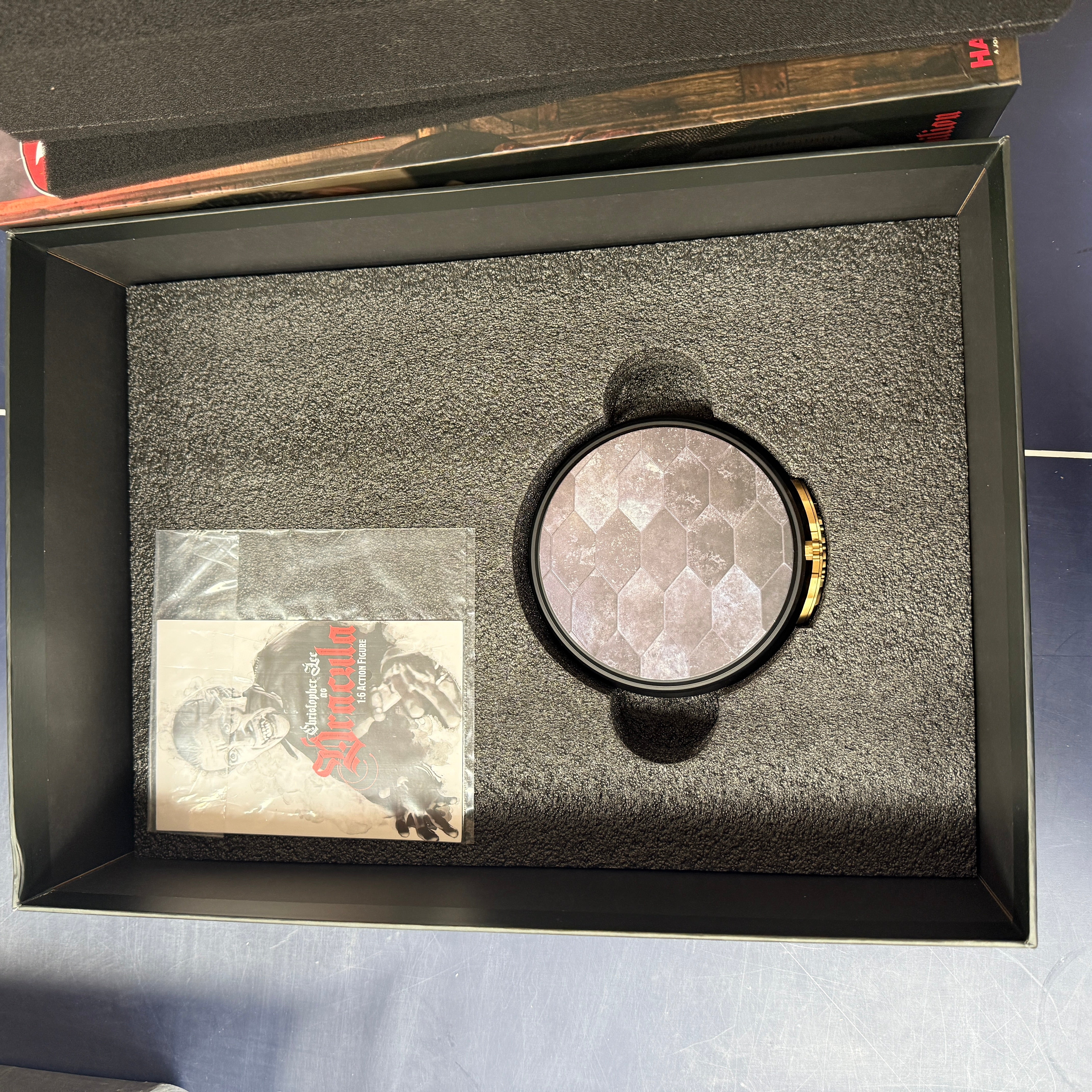 Kaustik Plastic Infinite Statue Christopher Lee as Dracula 1/6 Scale Collectible Figure