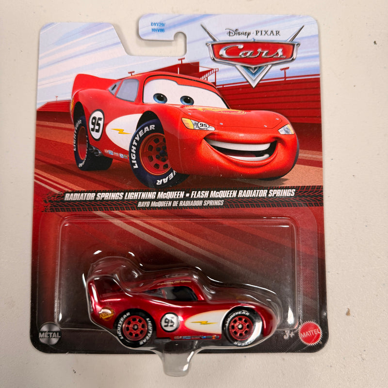 Disney Cars Die Cast Radiator Springs Lightning McQueen