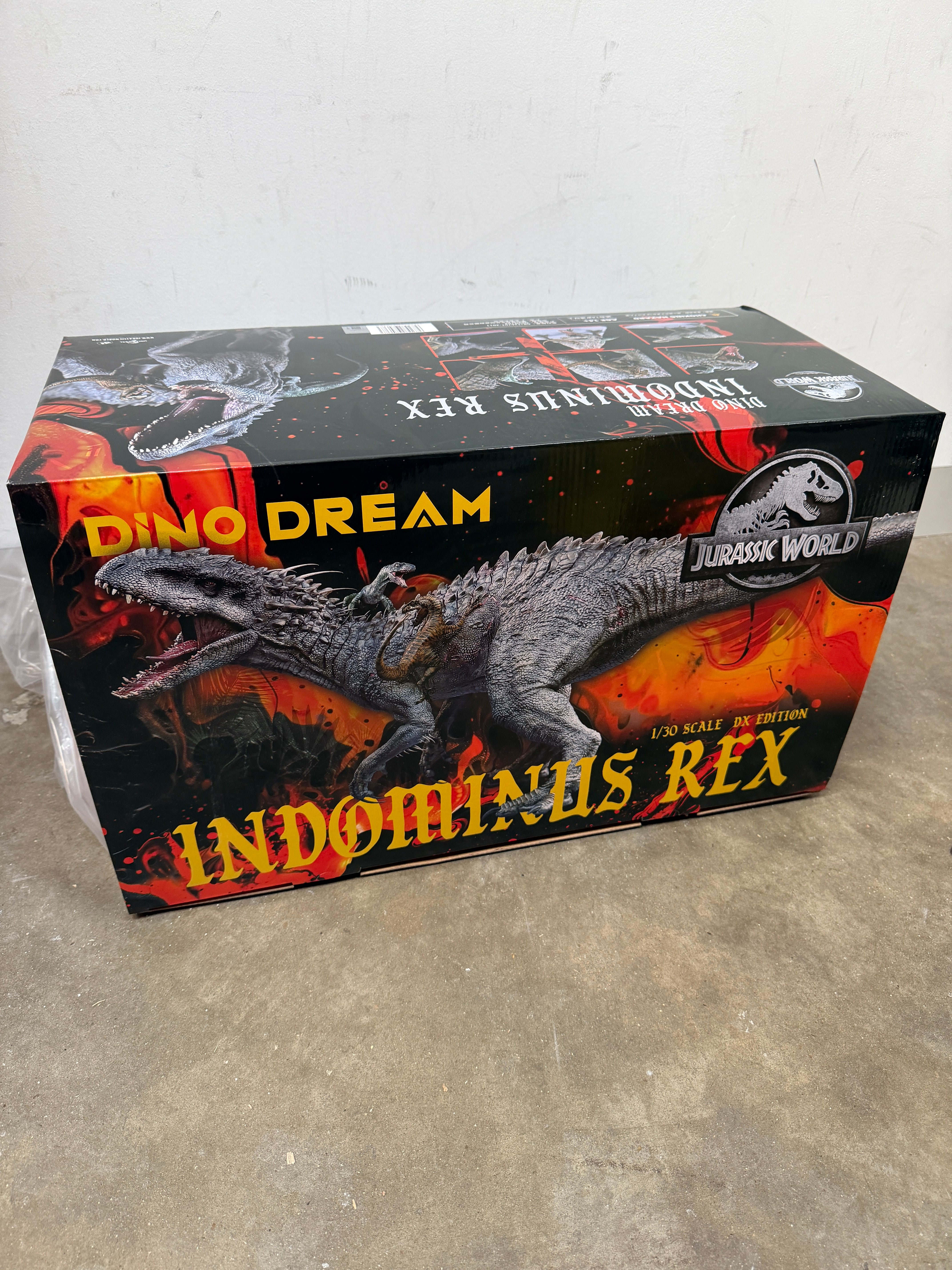 Dino Dream Jurassic World 10th Anniversary Indominus Rex 1/30 Scale Resin Model