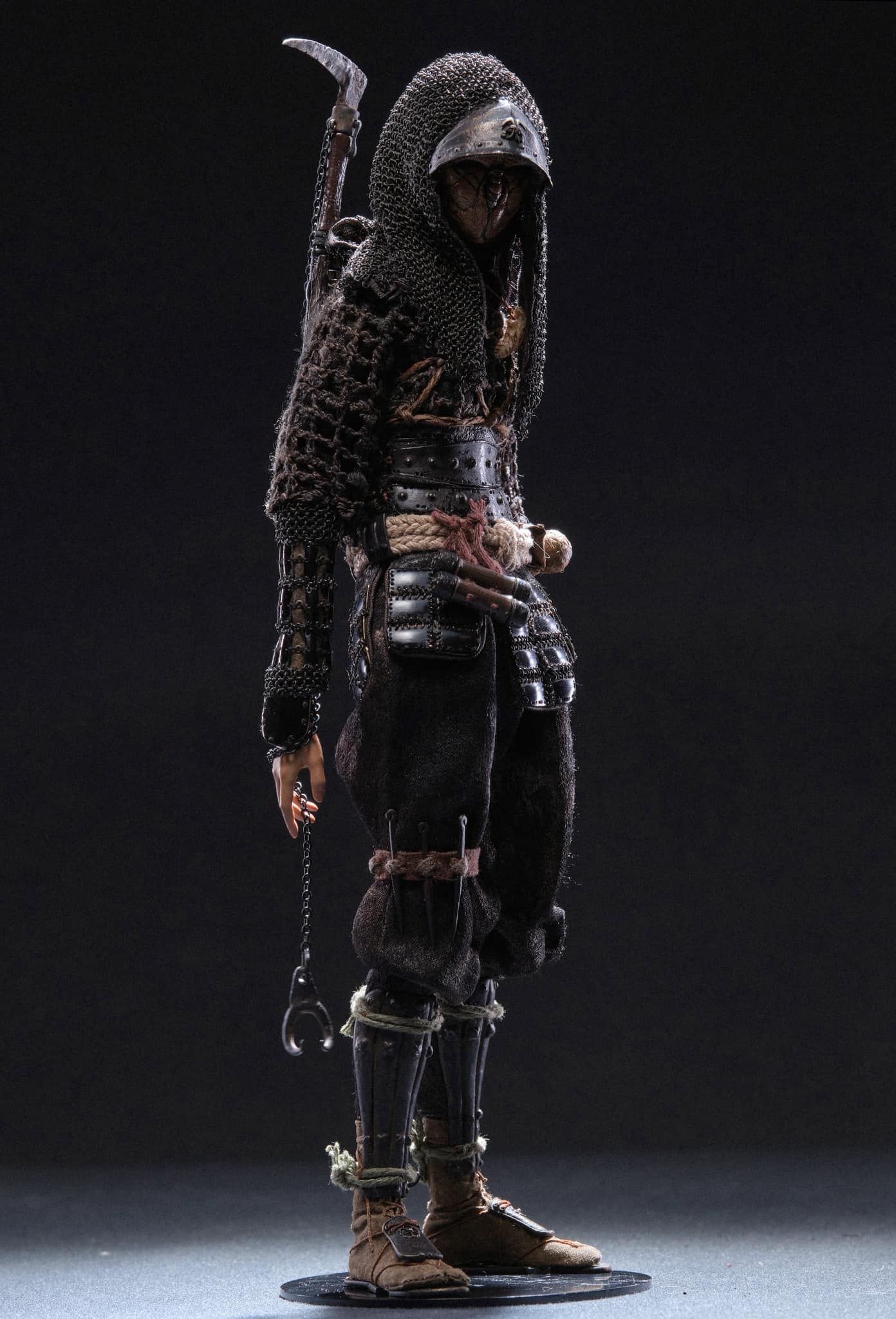 PRE-ORDER JPTdesign x Pop Costume Myraids of Face Vol.4 Owlet Moth 1/6 Scale Collectible Figure