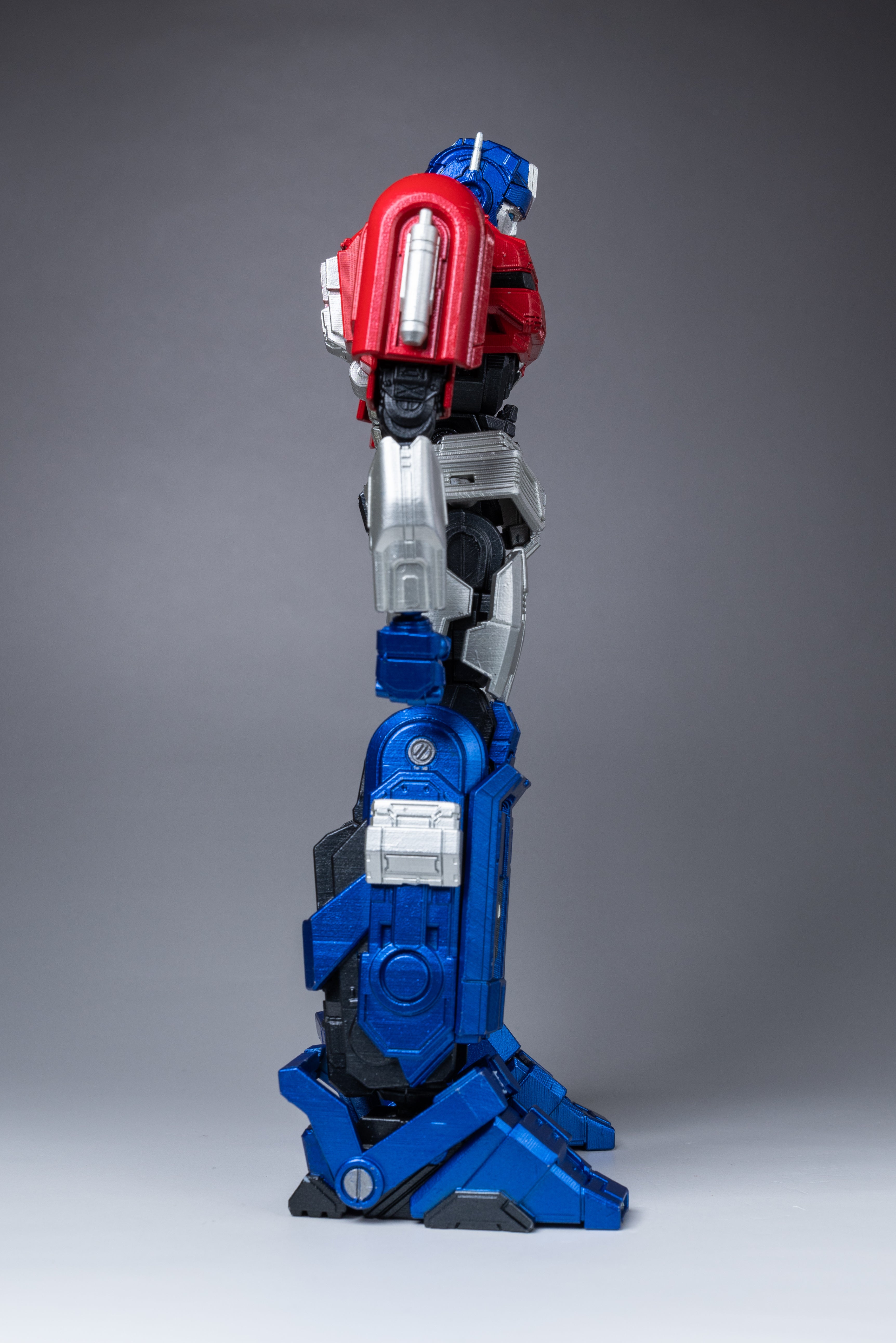 Transformers Yolopark TFOne 20cm Orion Pax Cogged Mode MODEL KIT