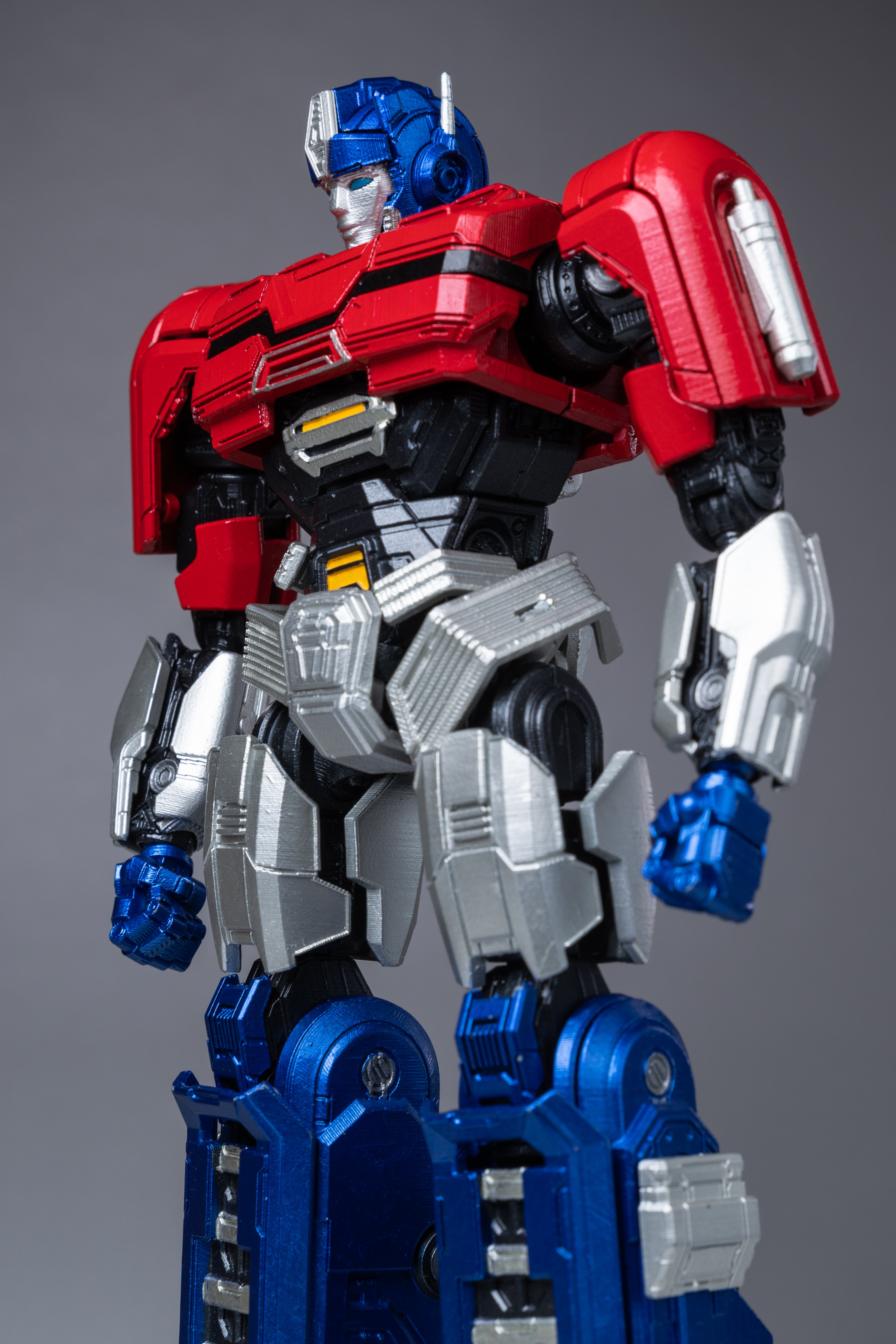 Transformers Yolopark TFOne 20cm Orion Pax Cogged Mode MODEL KIT