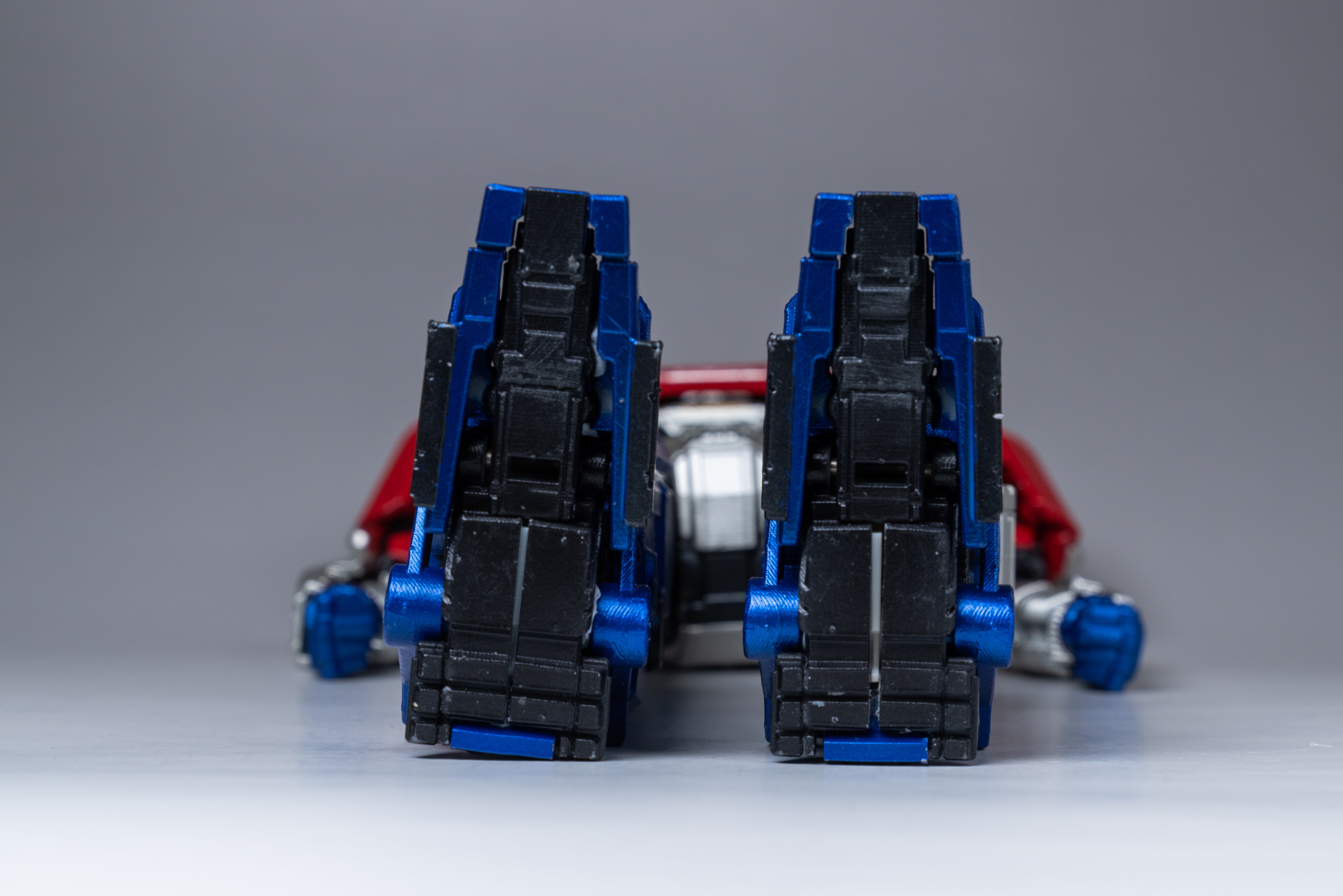 Transformers Yolopark TFOne 20cm Orion Pax Cogged Mode MODEL KIT