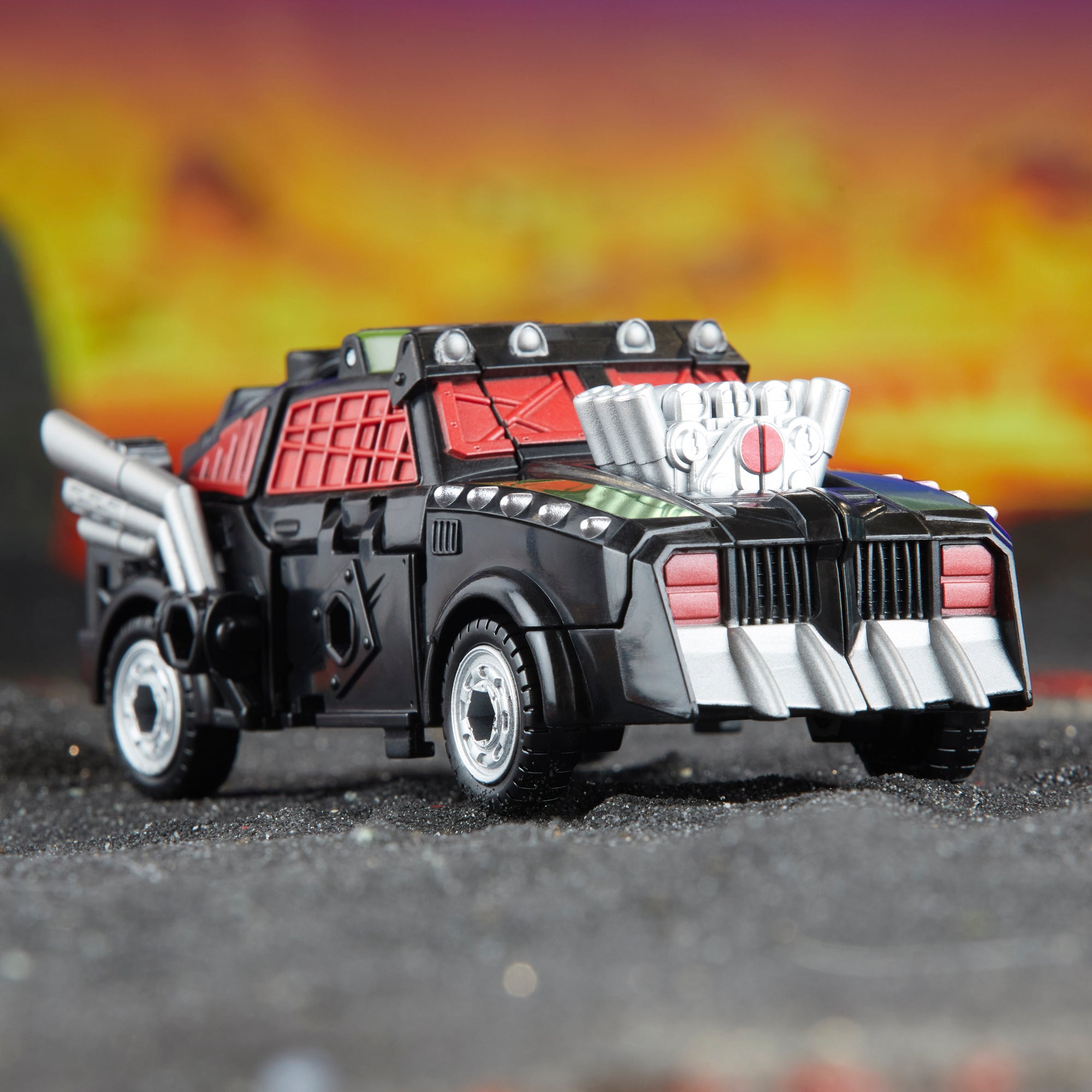 Transformers Legacy United Deluxe Lockdown