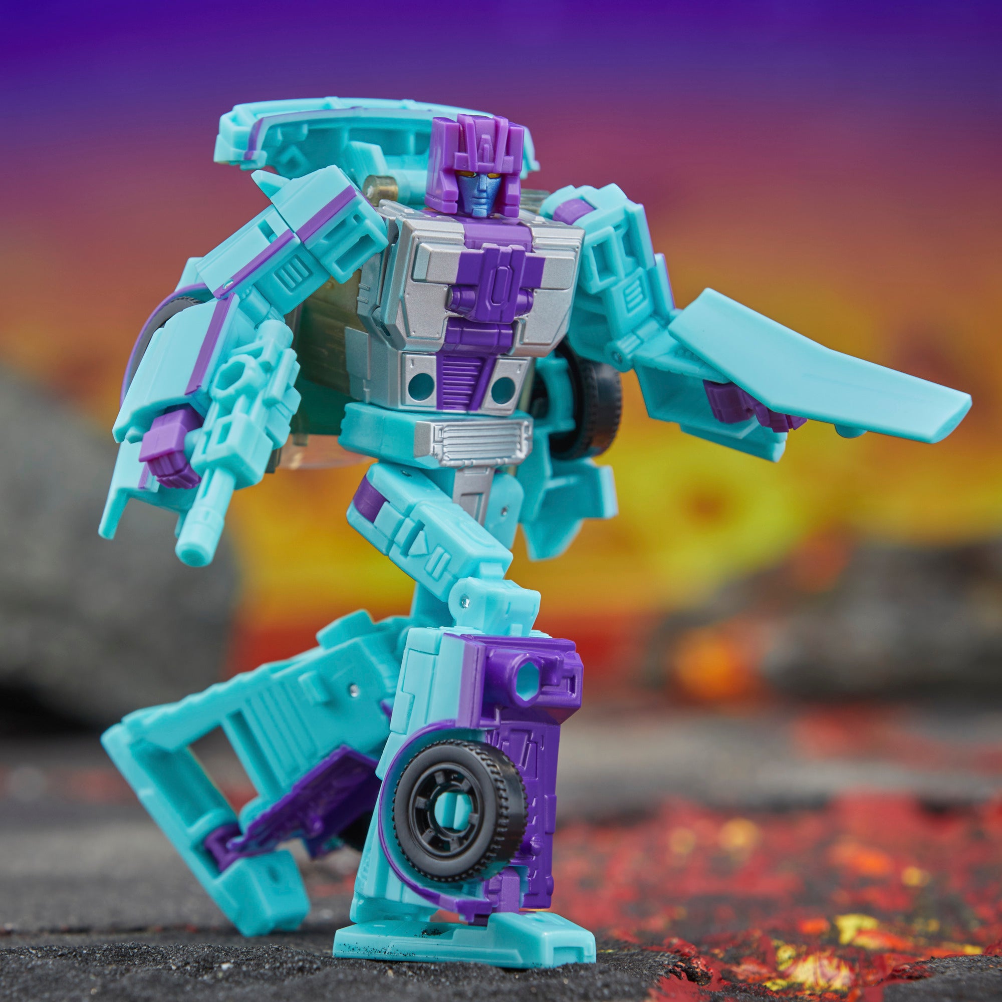 Transformers Legacy United (G2 Universe) Deluxe G2 Breakdown