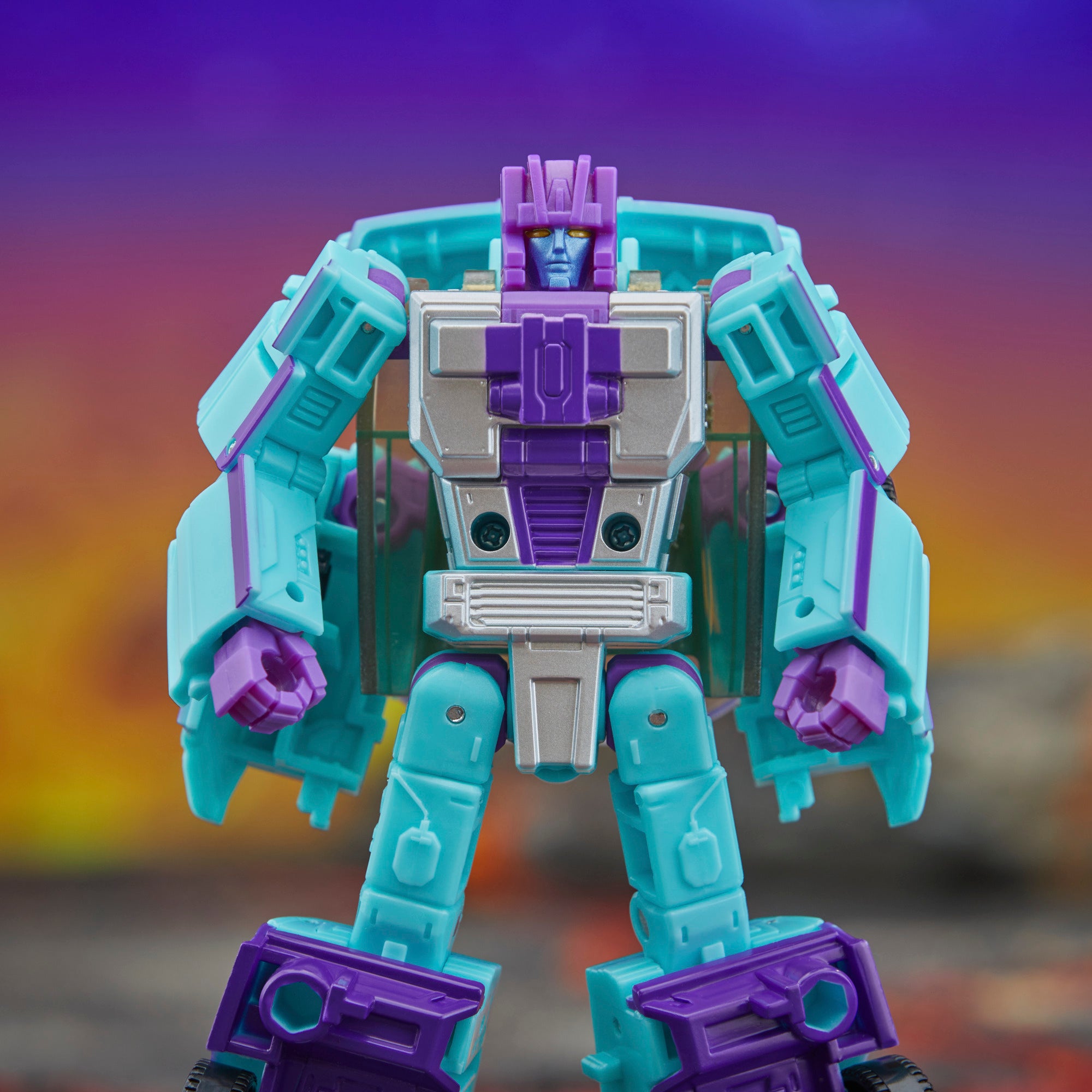 Transformers Legacy United (G2 Universe) Deluxe G2 Breakdown