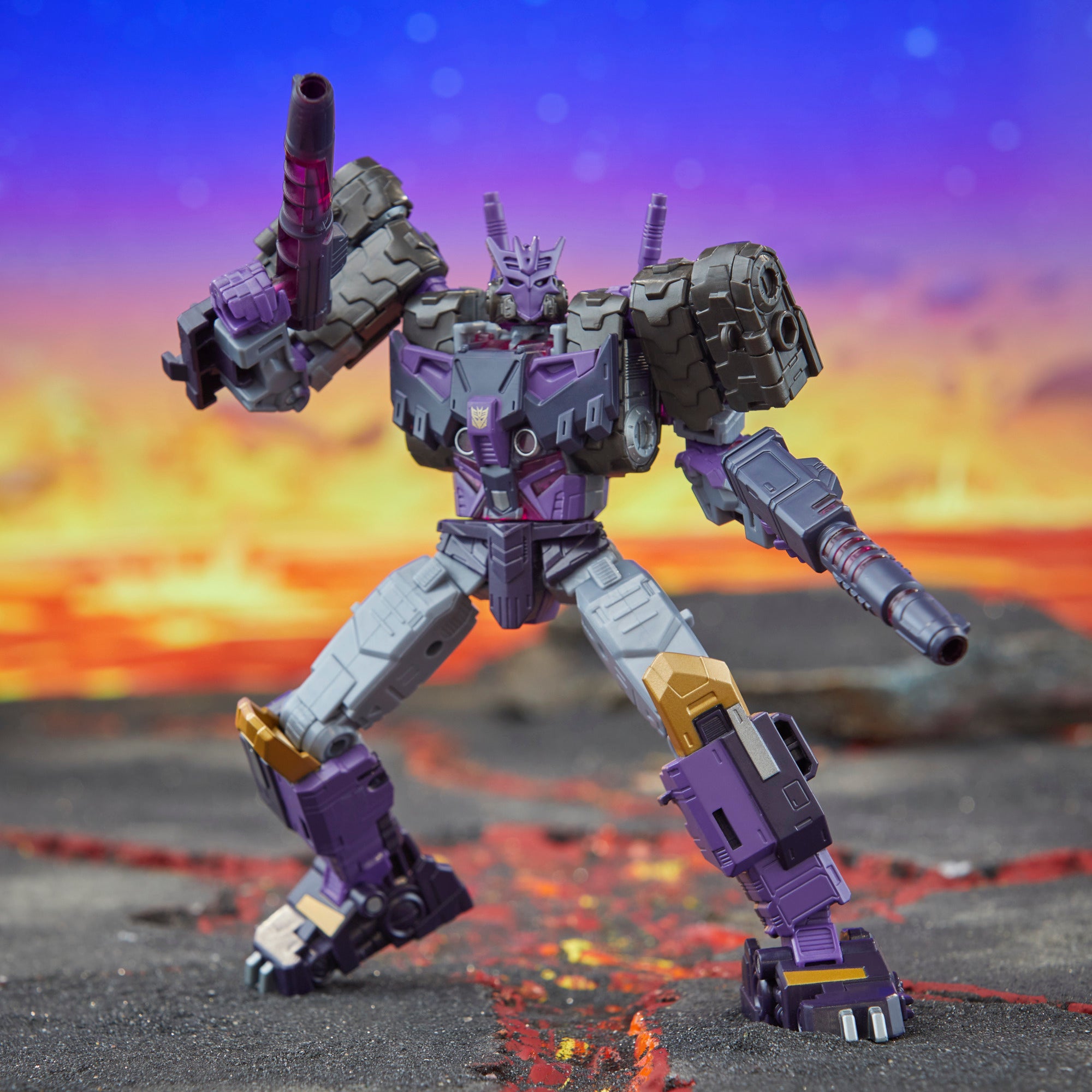 Transformers Legacy United (Comic Universe) Voyager Tarn CASE OF 3 ARRIVING SOON