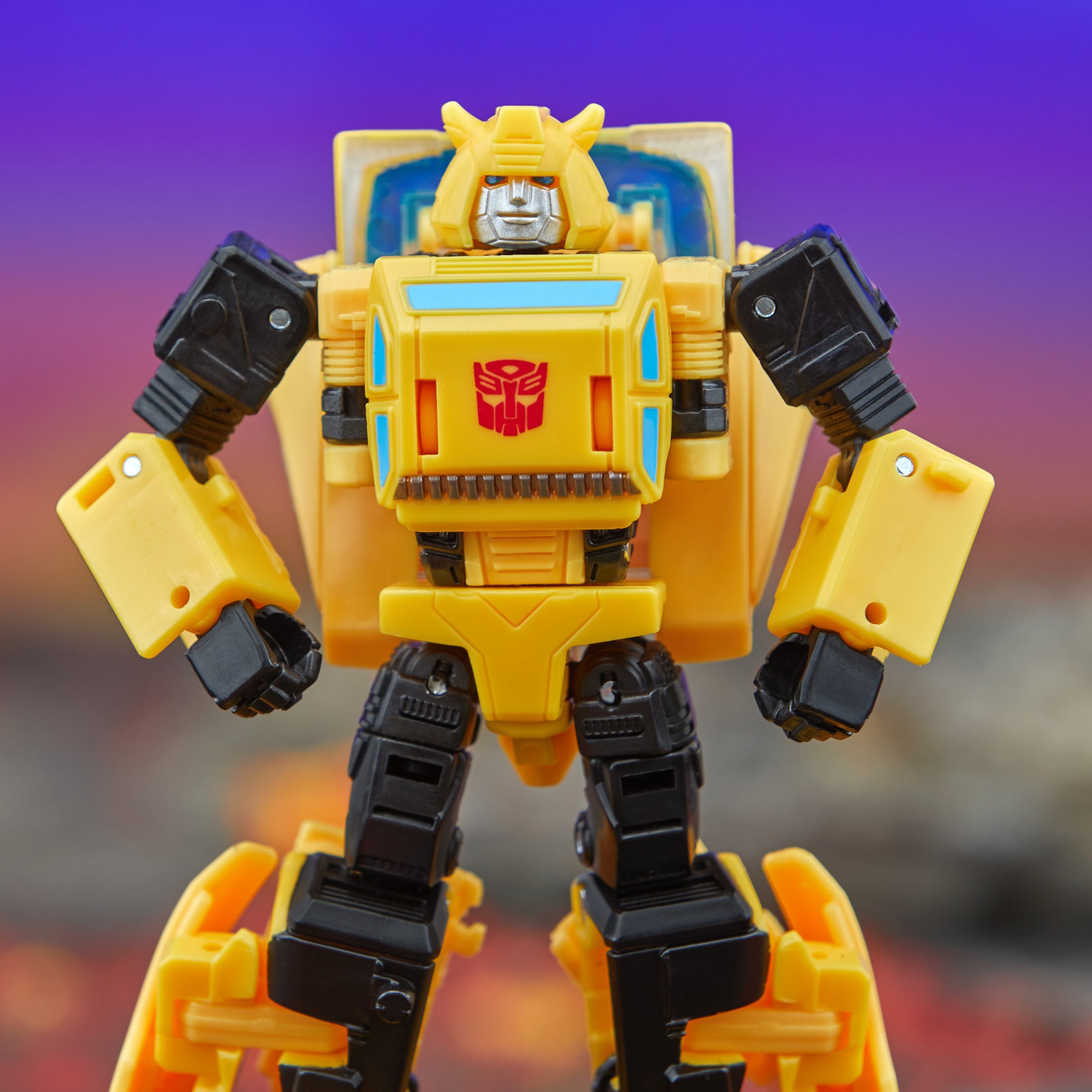 Transformers Legacy United Deluxe Origin Bumblebee