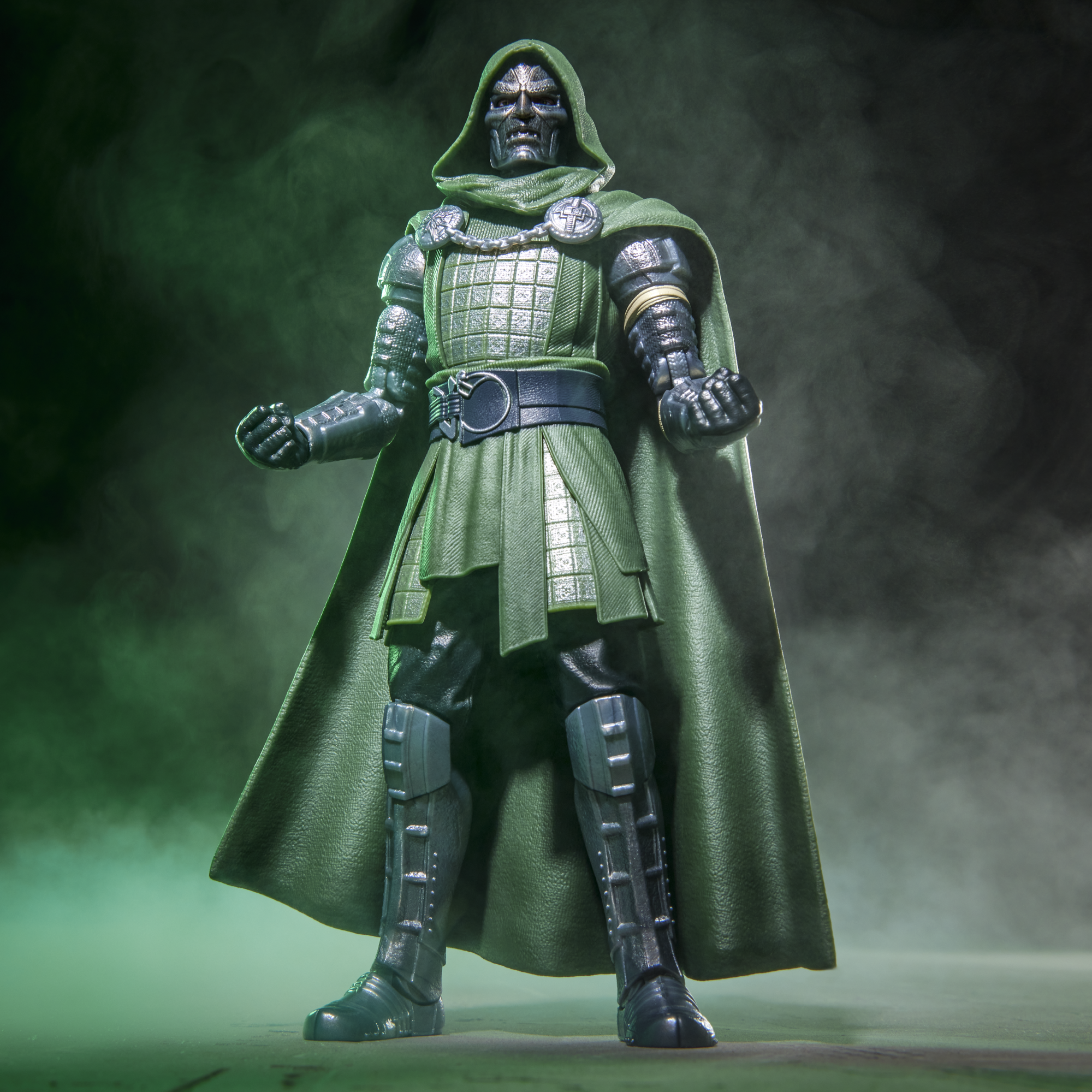 PRE-ORDER Marvel Legends (Avengers Doomsday) Doctor Doom