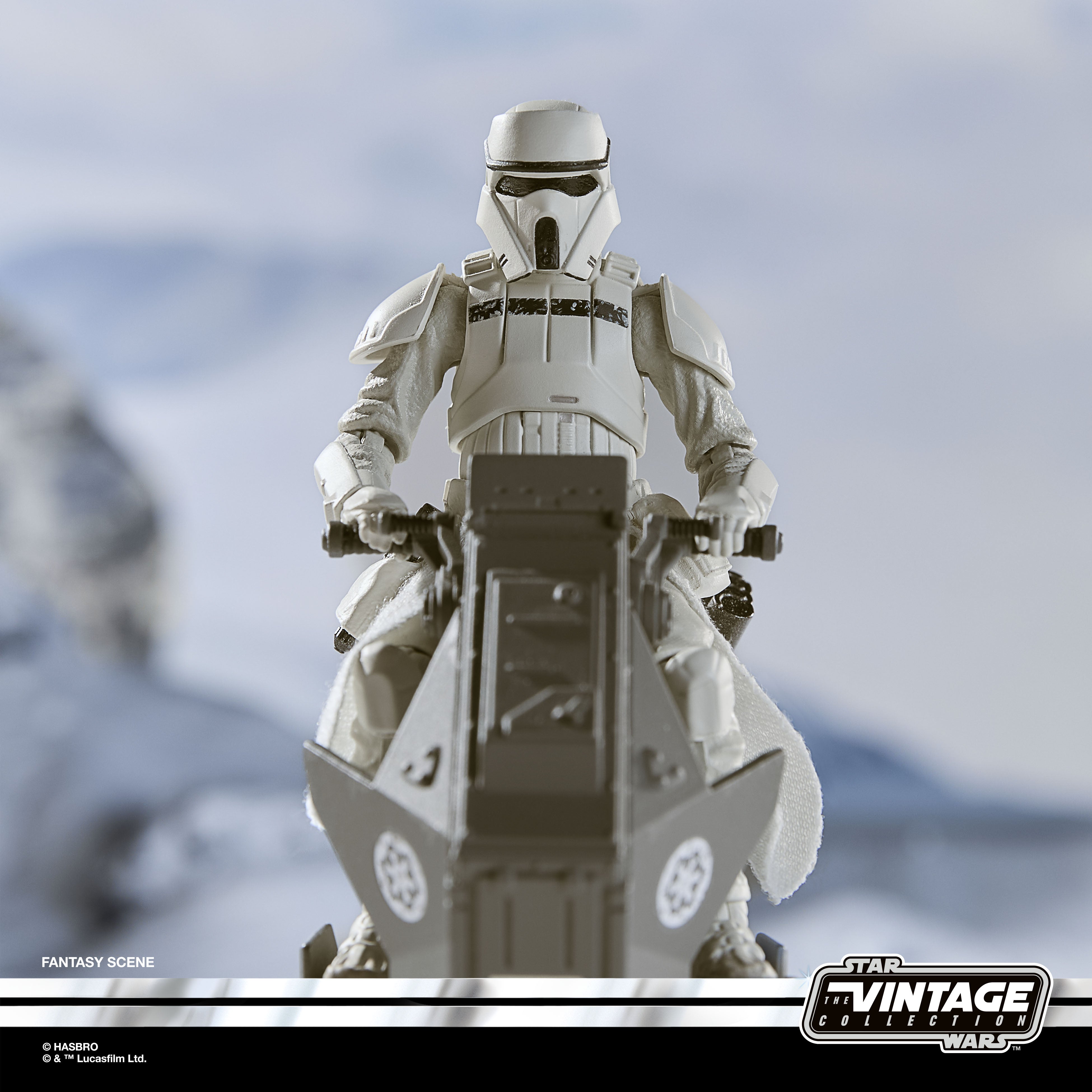PRE-ORDER Star Wars Vintage Collection (The Mandalorian & Grogu) Imperial Remnant AT-RT & AT-RT Driver