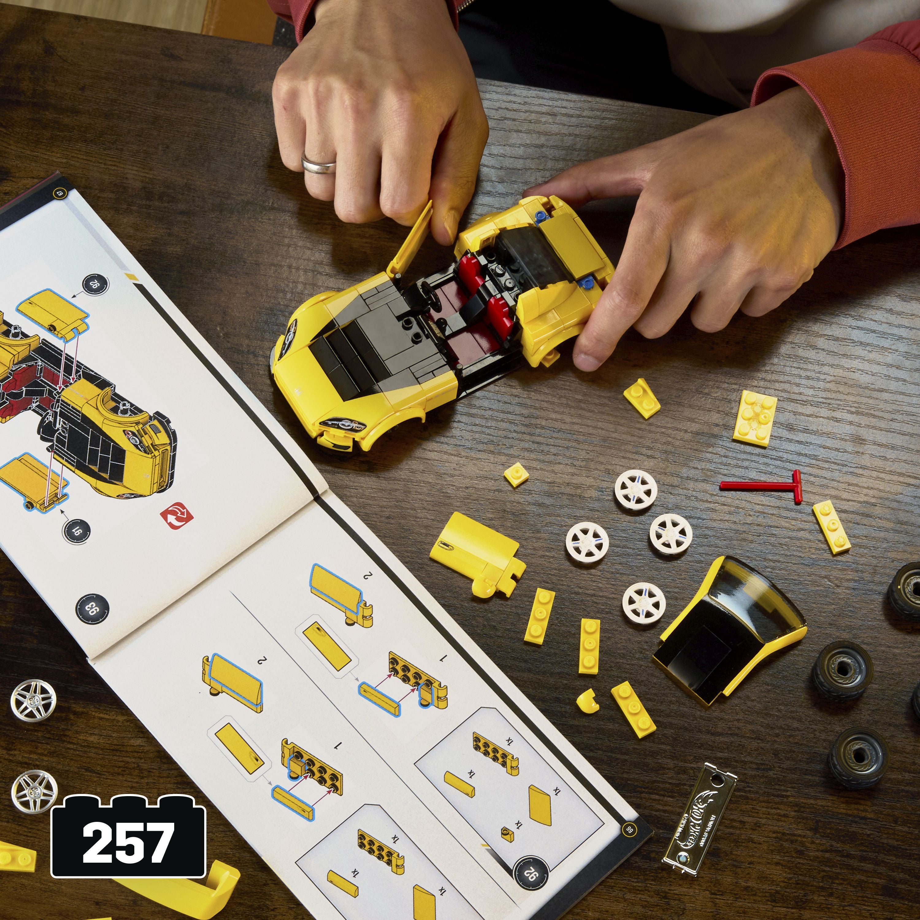 Hot Wheels Mattel Brick Shop Speed Series Building Set '07 Honda S2000