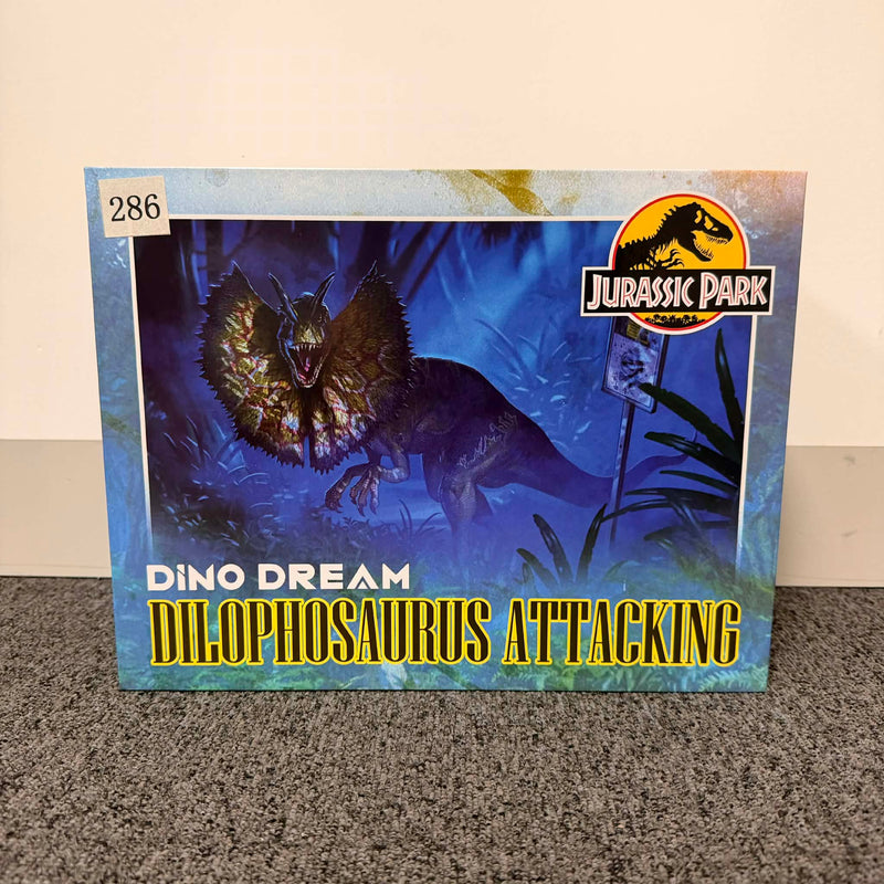Dino Dream Jurassic Park Dilophosaurus Attacking 1/30 Scale Resin Model