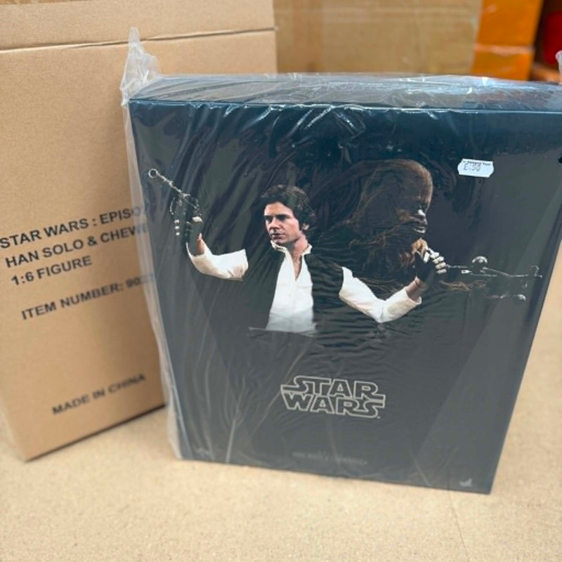 Hot Toys MMS263 Star Wars A New Hope Han Solo and Chewbacca 2-Pack 1/6 Scale Figure PRE OWNED