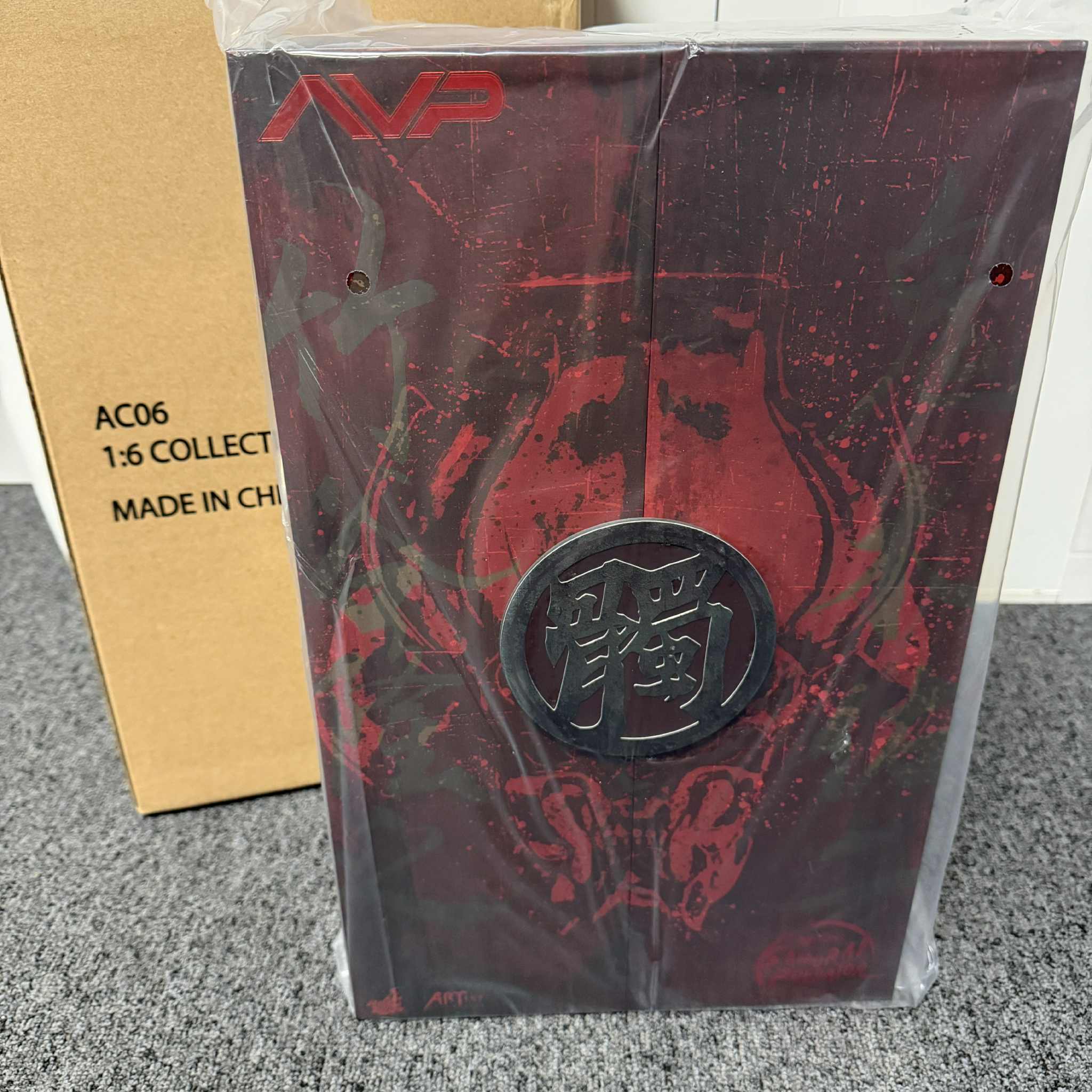 Hot Toys AVP Akaoni Samurai Predator 1/6 Scale Collectible Figure IMPORT STOCK