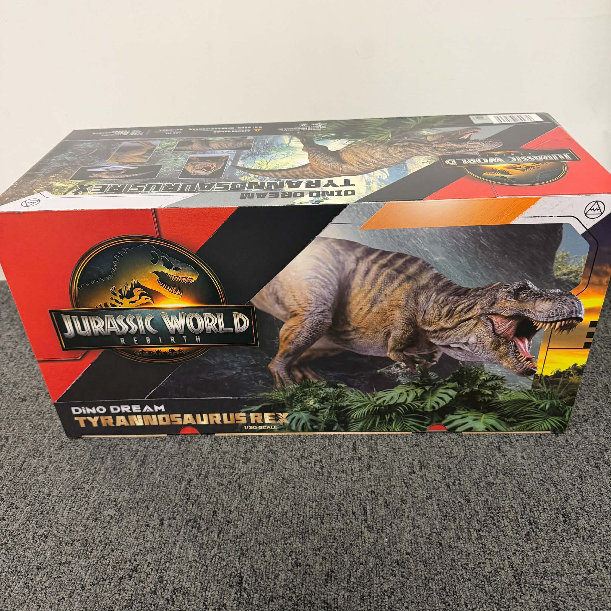 Dino Dream Jurassic World Rebirth Tyranosaurus Rex 1/30 Scale Resin Model