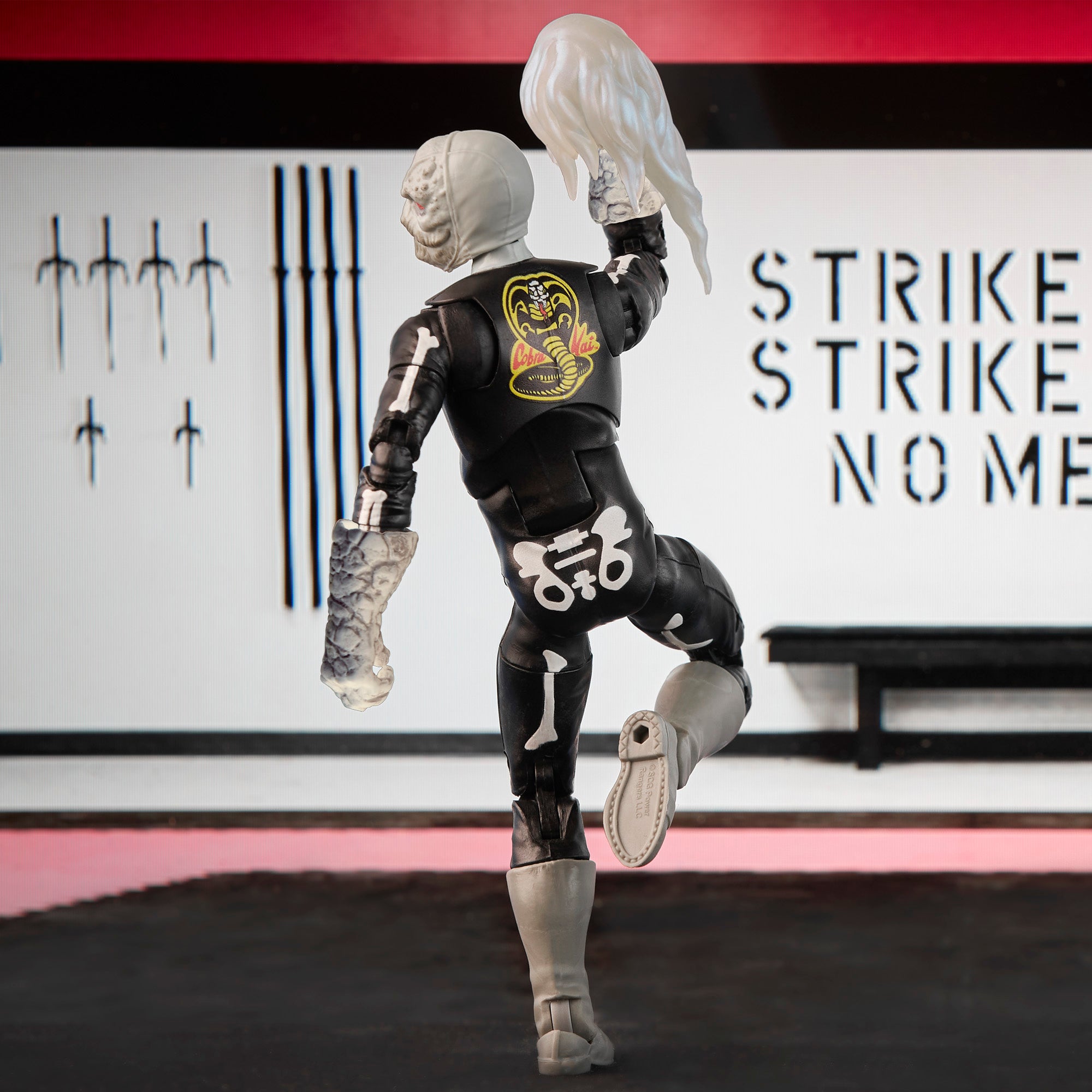 Power Rangers X Cobra Kai Lightning Collection Skeleputty