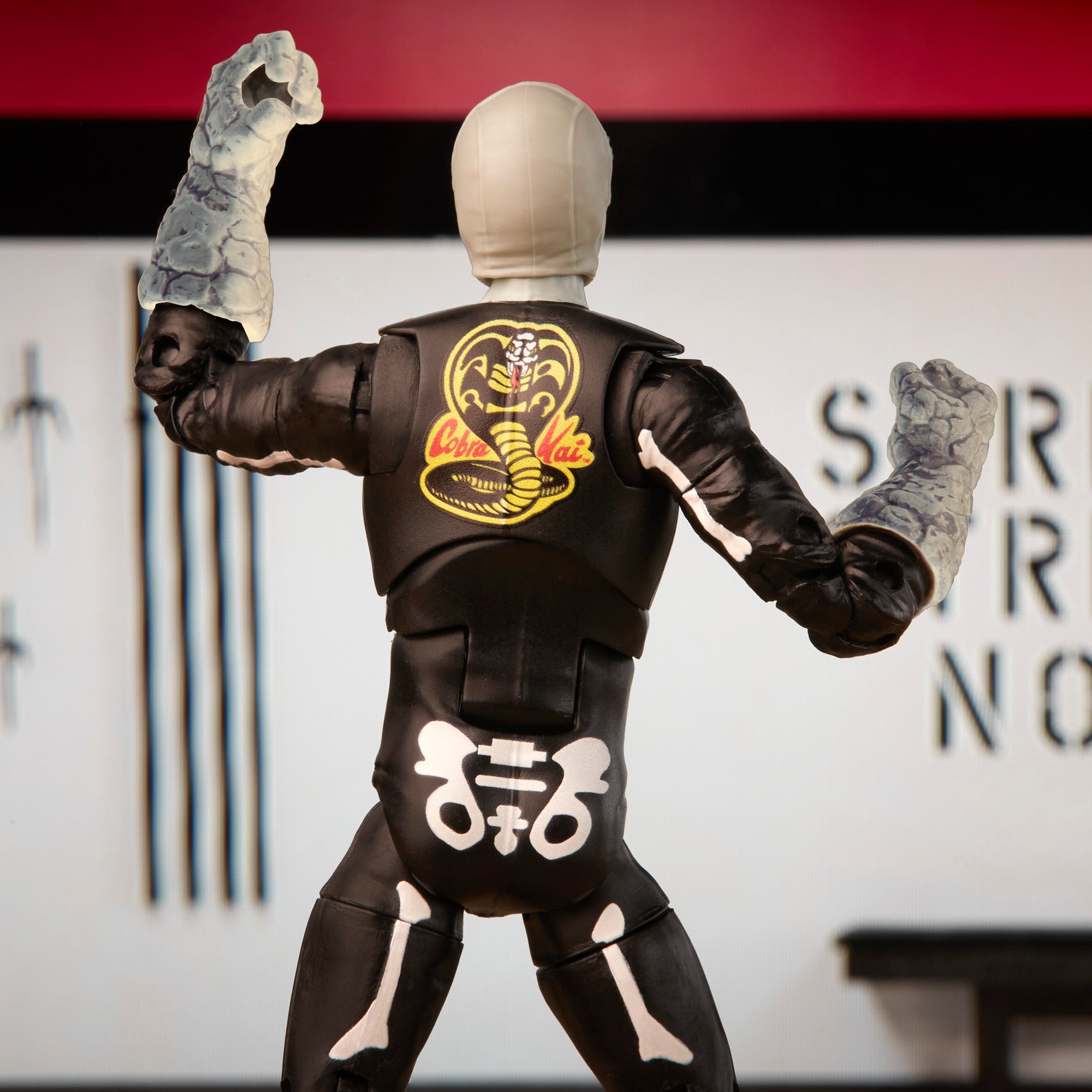 Power Rangers X Cobra Kai Lightning Collection Skeleputty