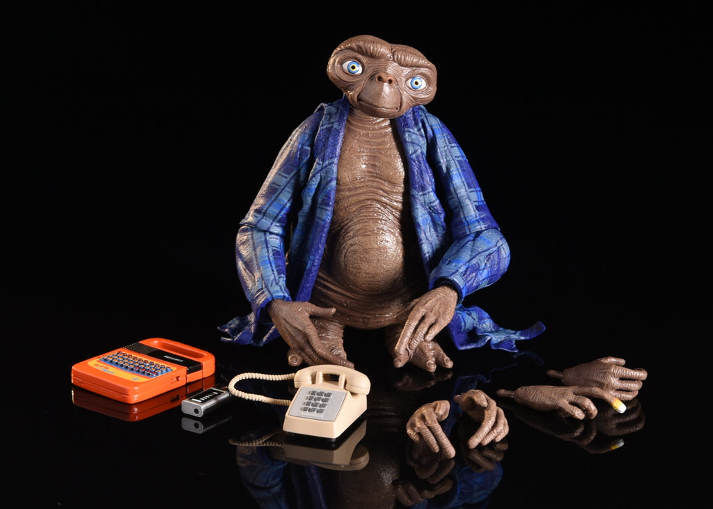 E.T. ET Telepathic NECA フィギュア 海外限定 Neca E.T. Ultimate Telepathic E.T. – In Demand Toys