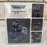 JOYTOY 1/18 Warhammer 40K Ultramarines Captain with Jump Pack