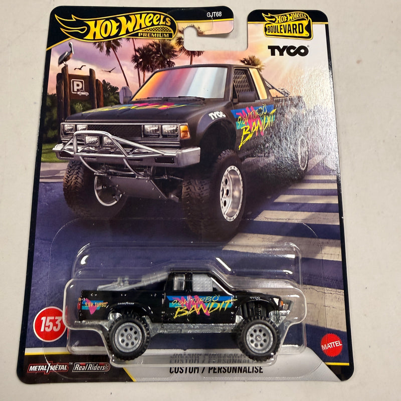 Hot Wheels Premium Boulevard Datsun King Cab Baja Custom