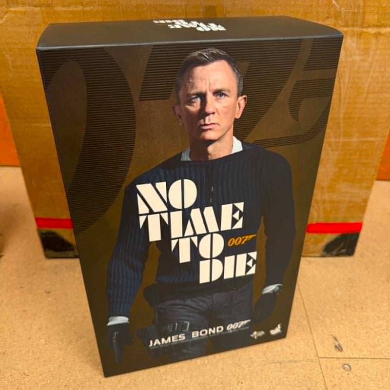 Hot Toys No Time To Die James Bond Commando Version 1/6 Scale Figure PRE OWNED