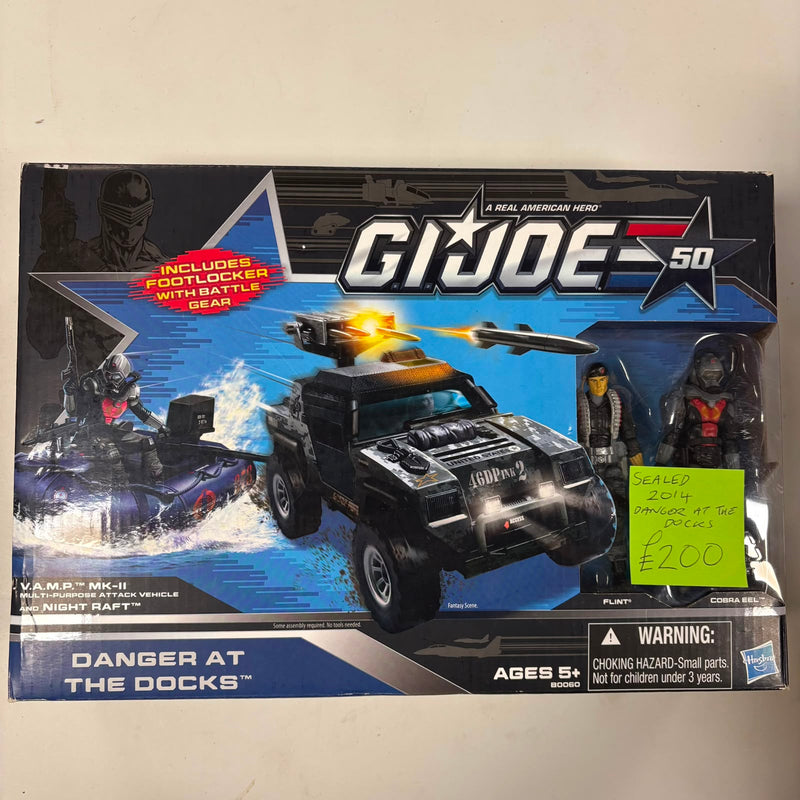 G.I.Joe 3.75" Danger At The Docks V.A.M.P MK-11 and Night Raft